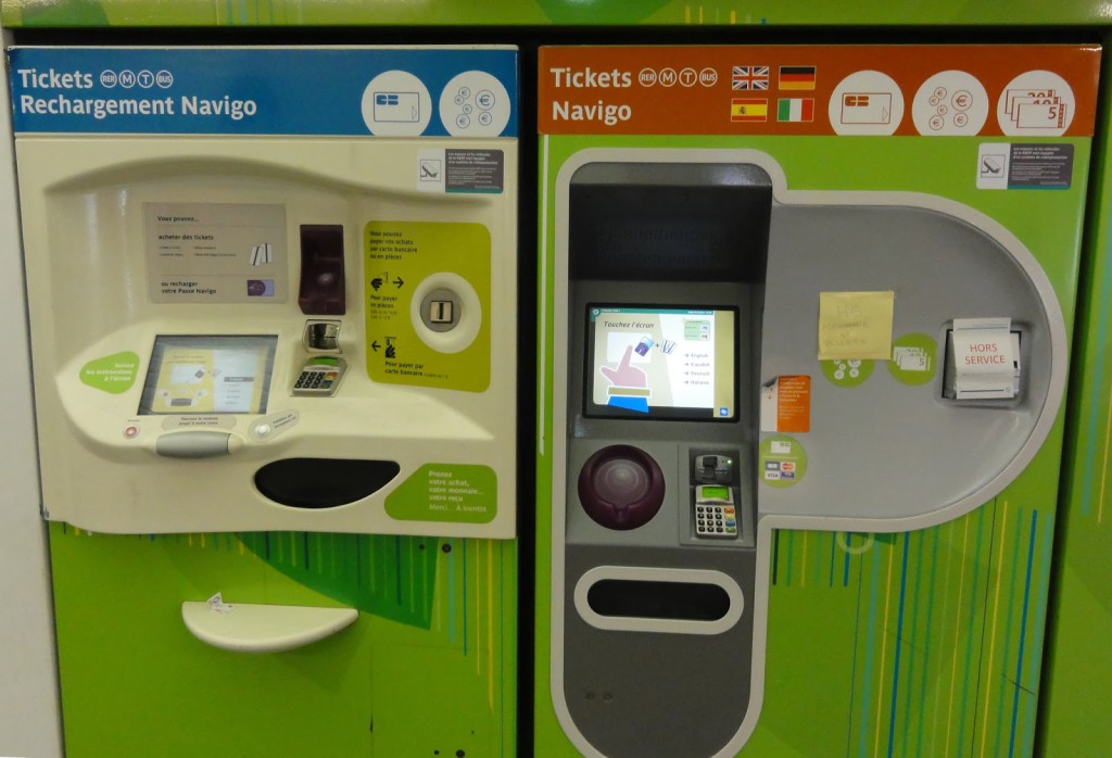 автомат по продаже билетов на транспорт в париже