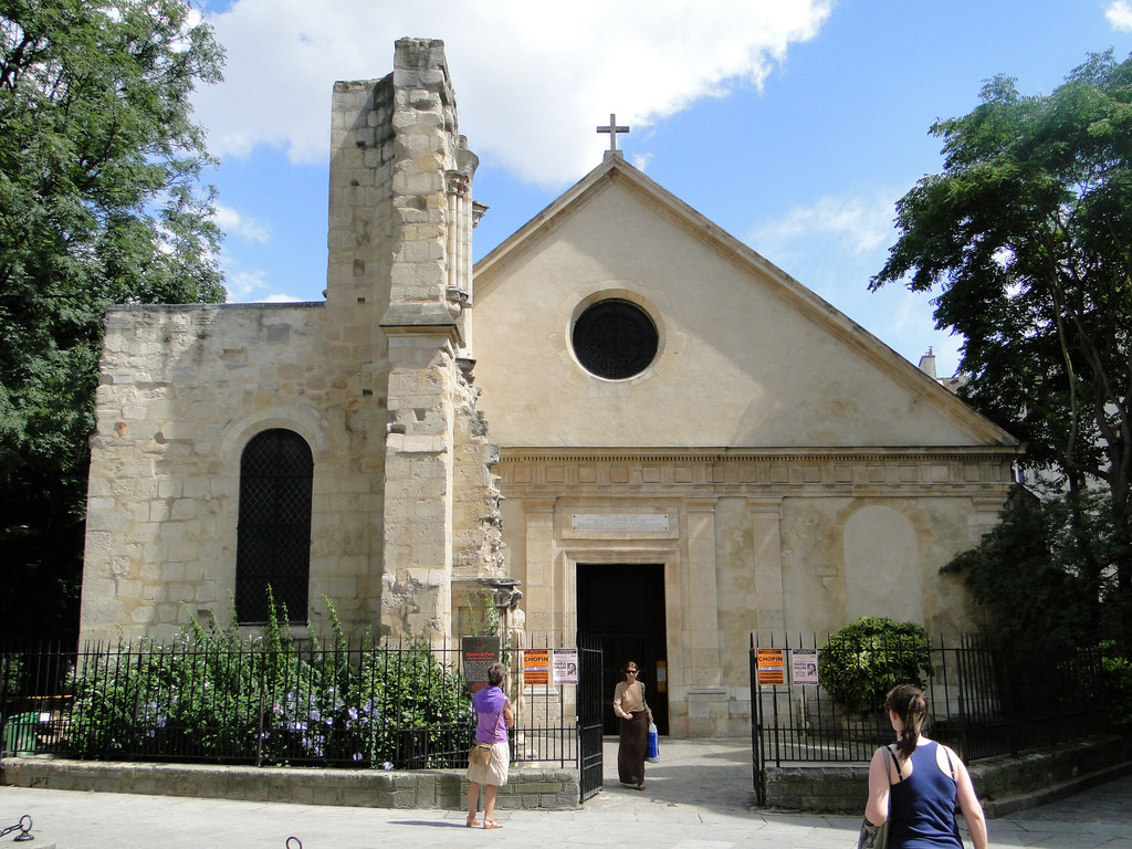 церковь Св. Жюльен-ле-Повр