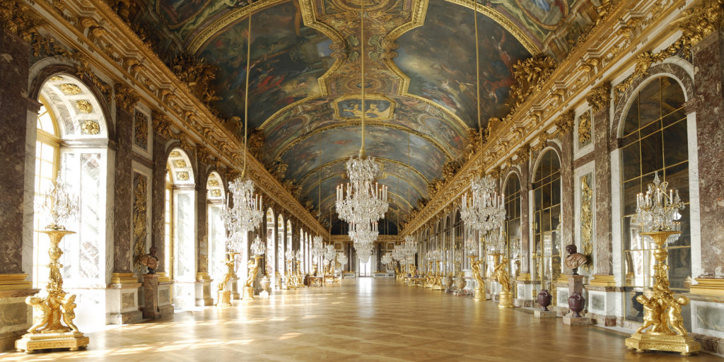 Зеркальная галерея в Версальском дворце